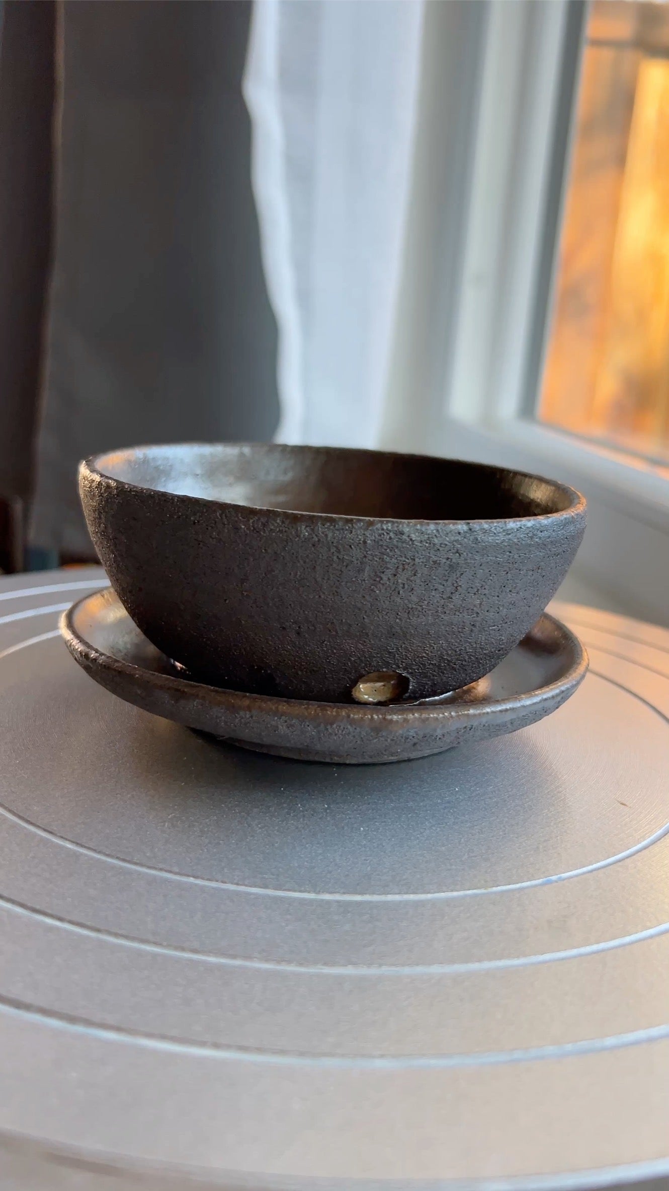 Black Mountain Plant Pot with Drip Tray