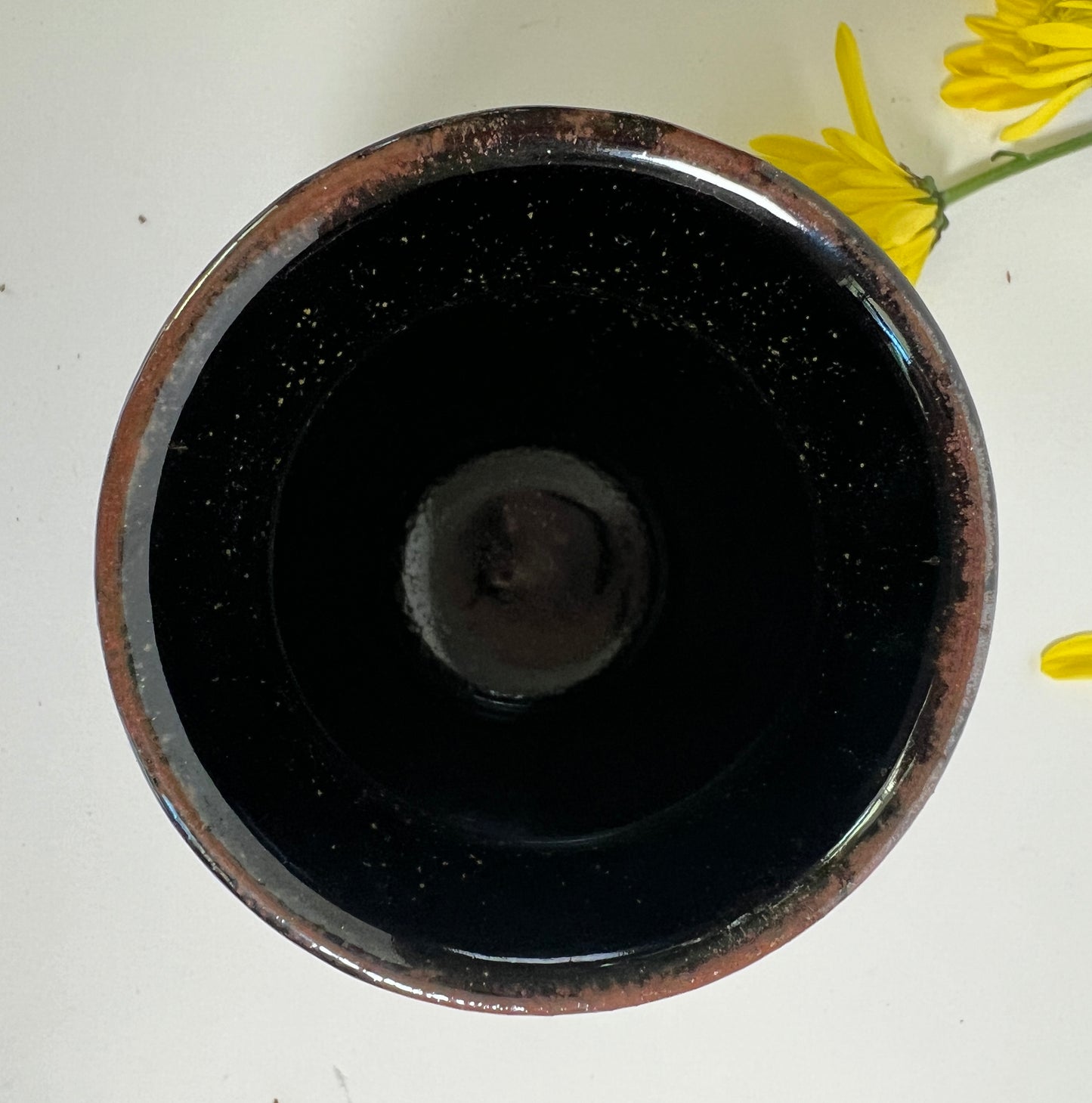 Black Sparkle Vase with Carvings