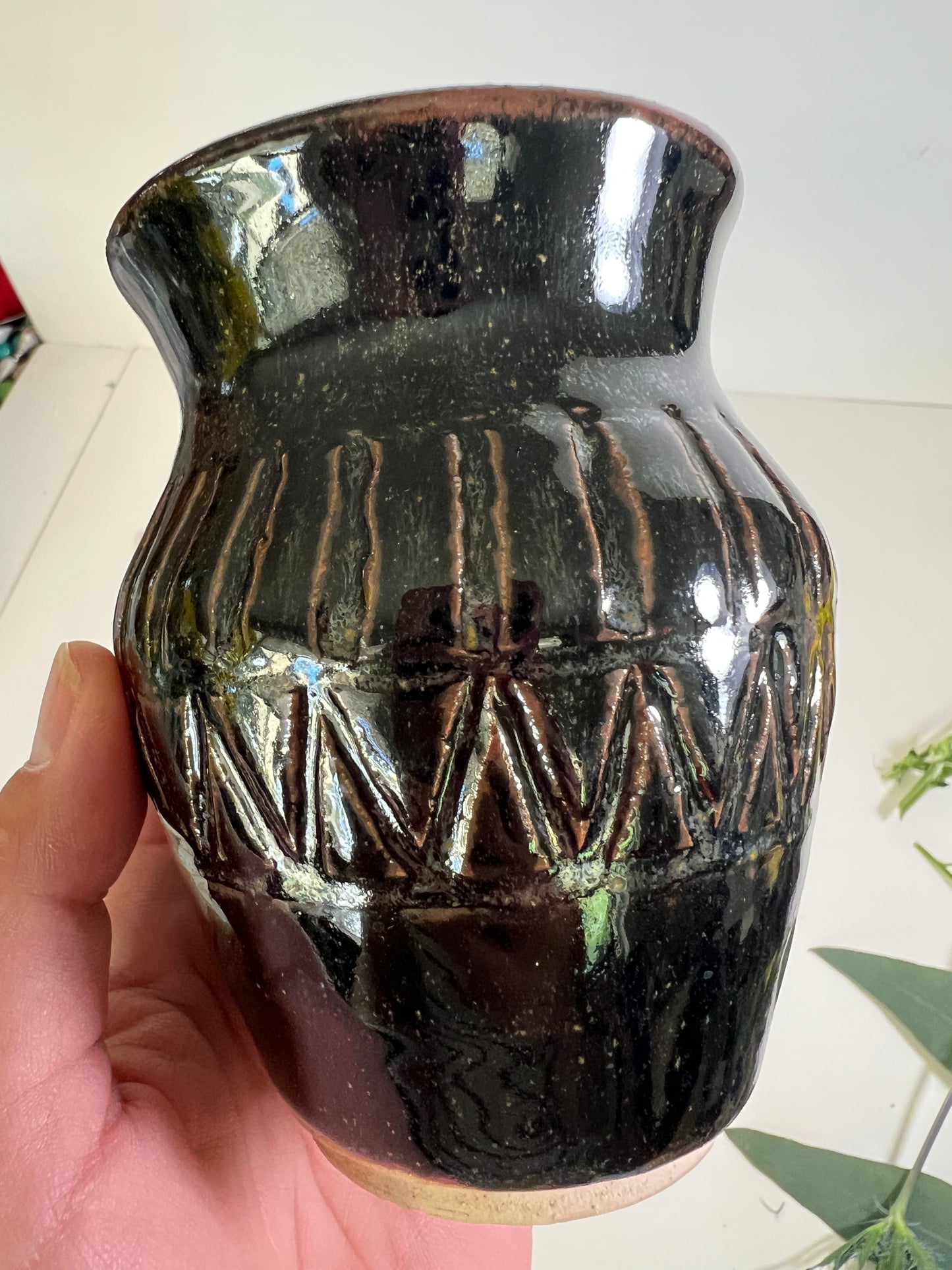 Black Sparkle Vase with Carvings