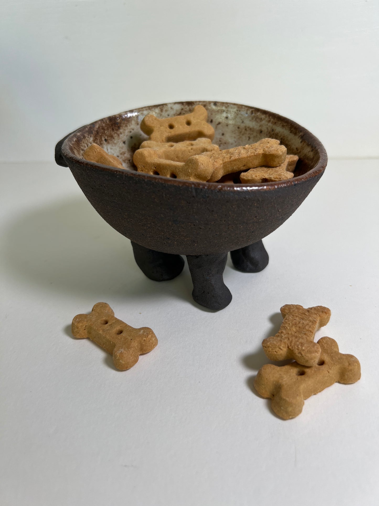 Dog Bowl with Legs and Tail